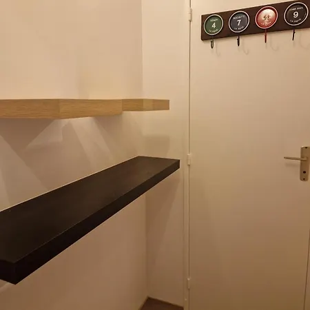 Avec Parking Prive Au Pied Des Telecabines Apartmán *