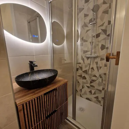 Apartman Studio Avec Parking Prive Au Pied Des Telecabines, Wifi Et Draps,Linge Inclus